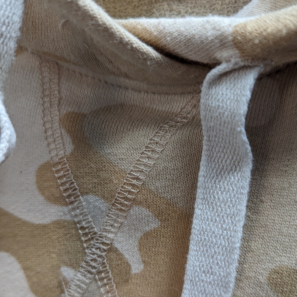 Nili Lotan + Target camo print lightweight sweatshirt hoodie size L - Picture 4 of 9